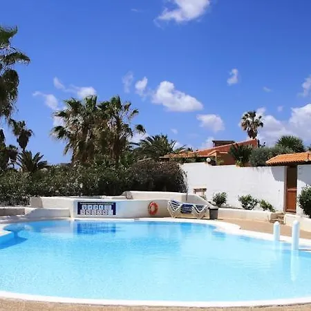 La Charlatana Villa